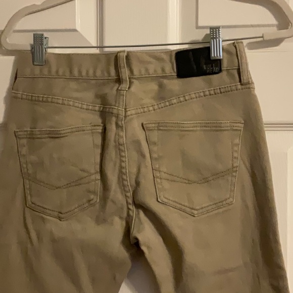 Bullhead young men’s jeans bundle. 2 blue jeans 100 percent cotton, 1 tan jeans - Picture 16 of 16